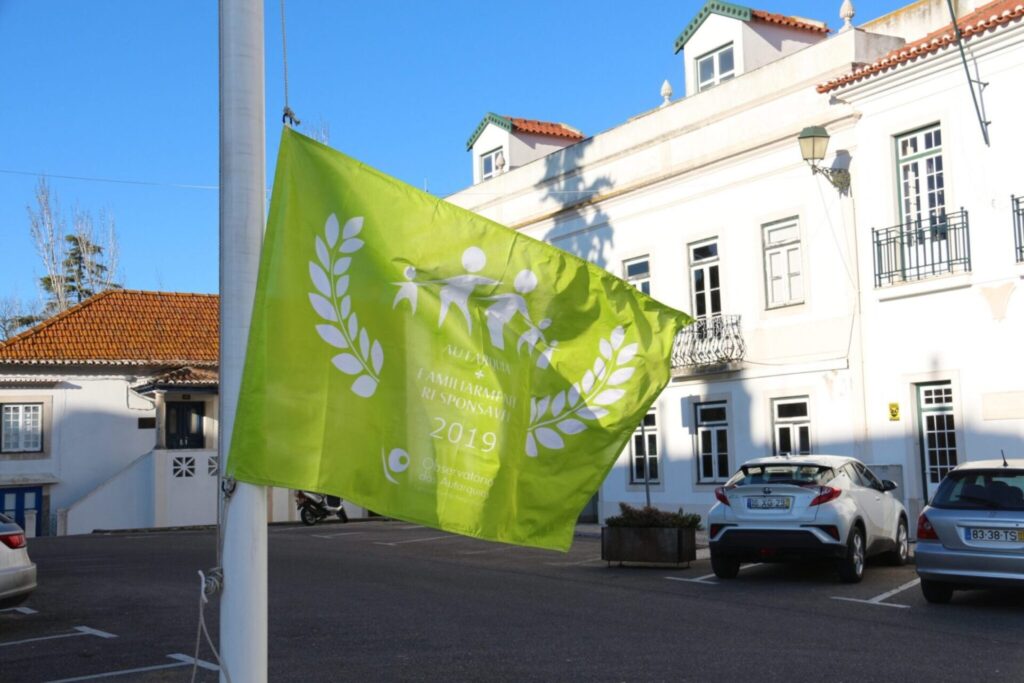 Hastear da Bandeira AUTARQUIA + FAMILIARMENTE RESPONSÁVEL_02-12-2019 (15)