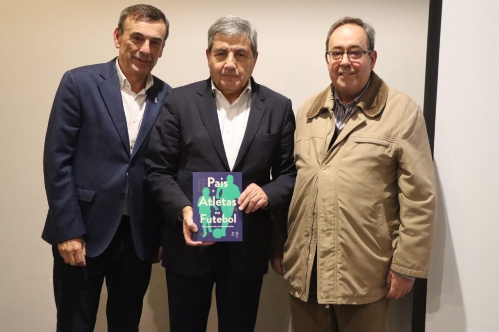 Fernando Gomes e António Pardelhas - apresentação do livro Pais e Atletas no Futebol
